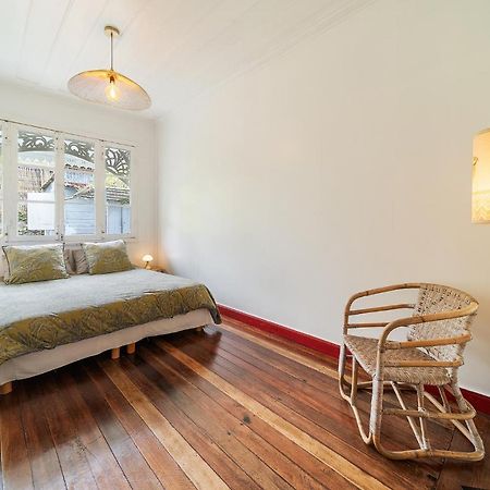 La Villa Blanche, Hell-Bourg 萨拉济 外观 照片